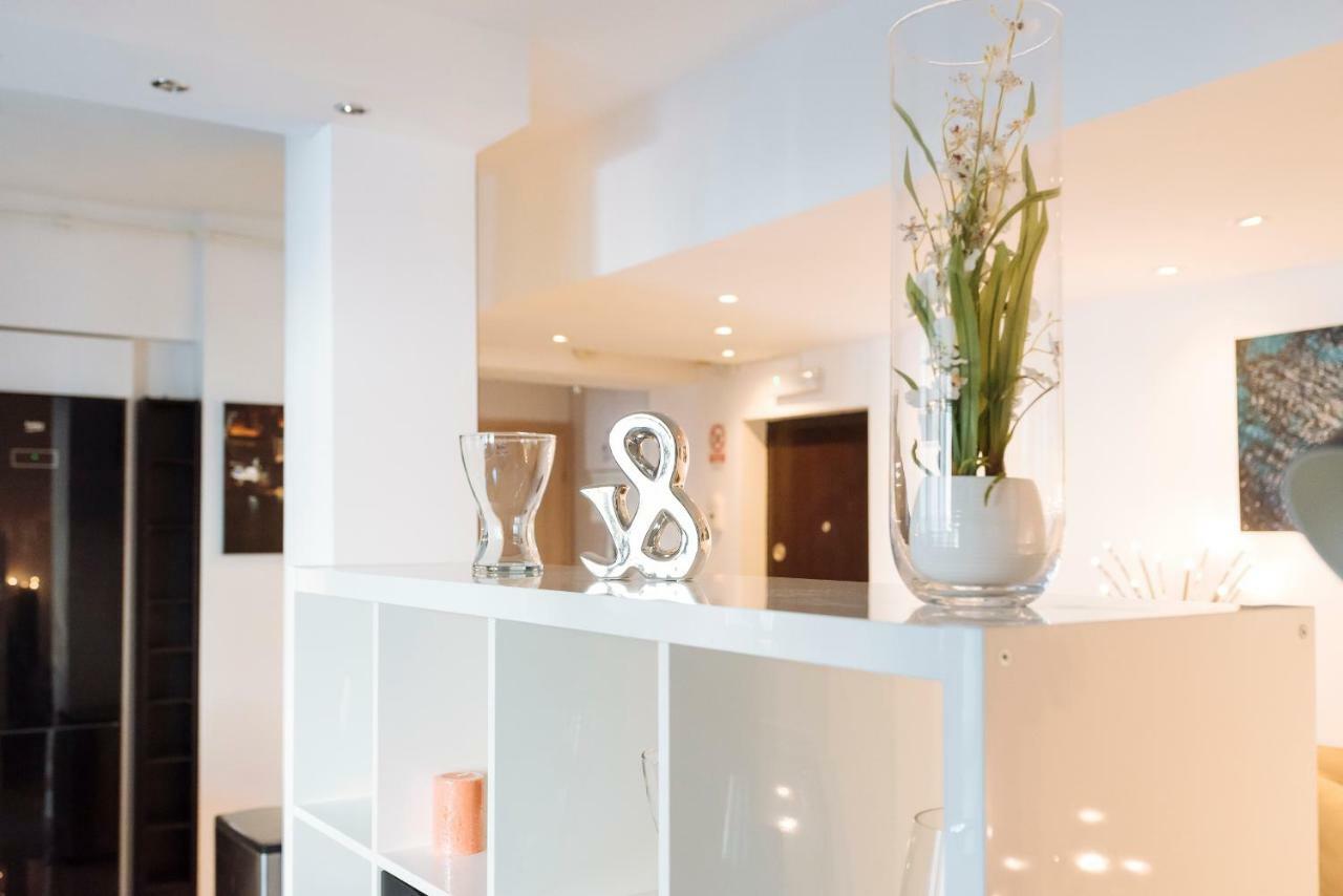 Luxury Flat 8 Near Metro Apartment Bucureşti Exterior foto
